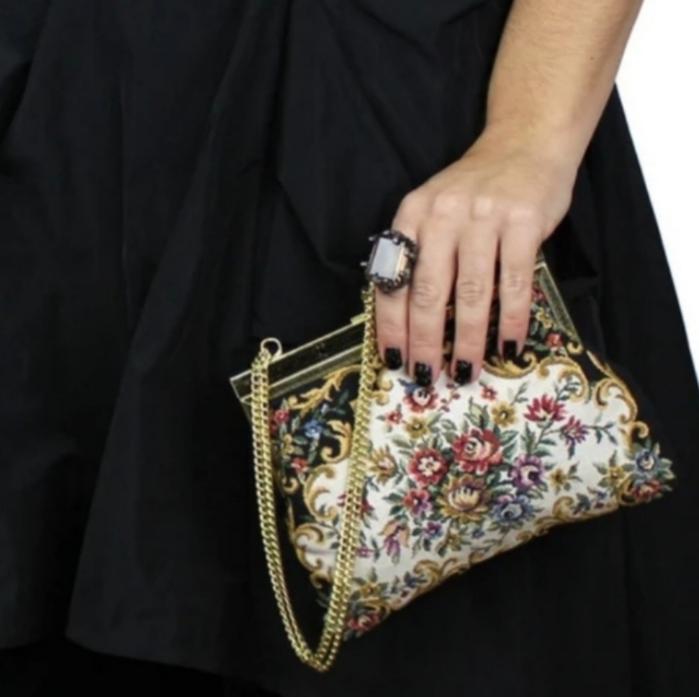 Vintage Needlepoint Multicolor Floral Evening Tapestry Purse Hand Crossbody Bag